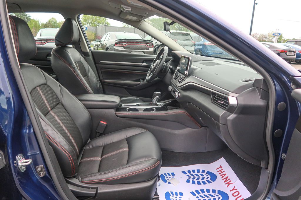 2023 Nissan Altima SR FWD