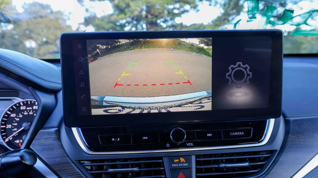 Used 2023 Nissan Altima 2.5 SV 4D Sedan