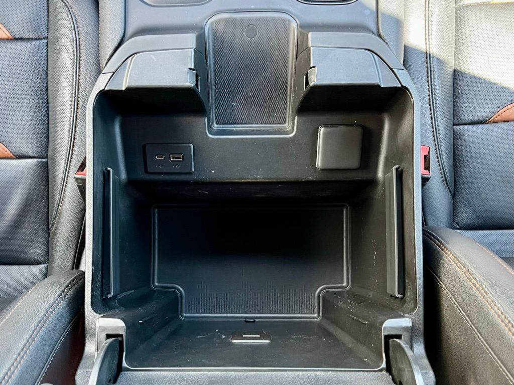 2023 GMC Sierra 1500 AT4 photo