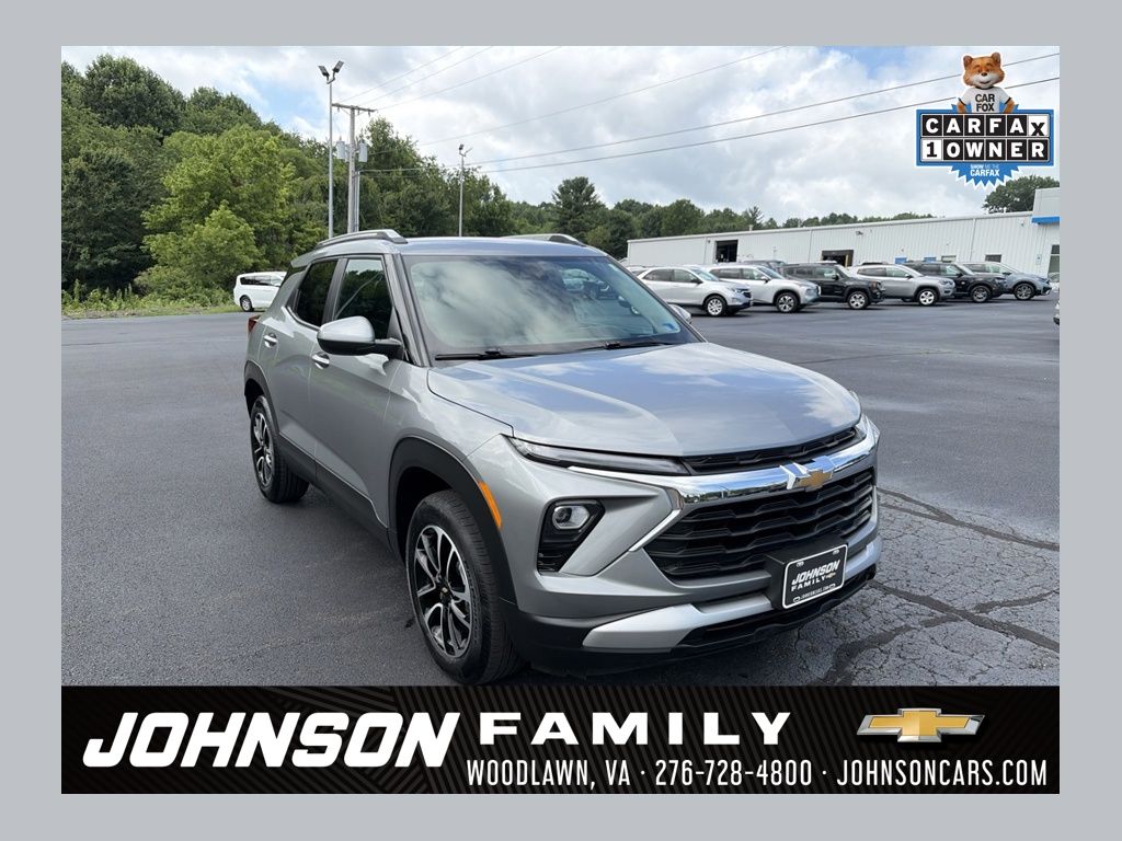 Sterling Gray Metallic 2025 Chevrolet Trailblazer SUV / Crossover Four-Wheel Drive 9-Speed Automatic