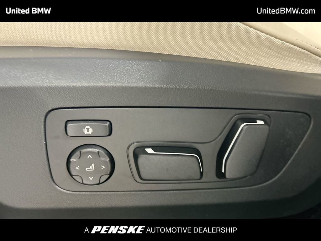 Thumbnail: 2026 BMW X3 - 12