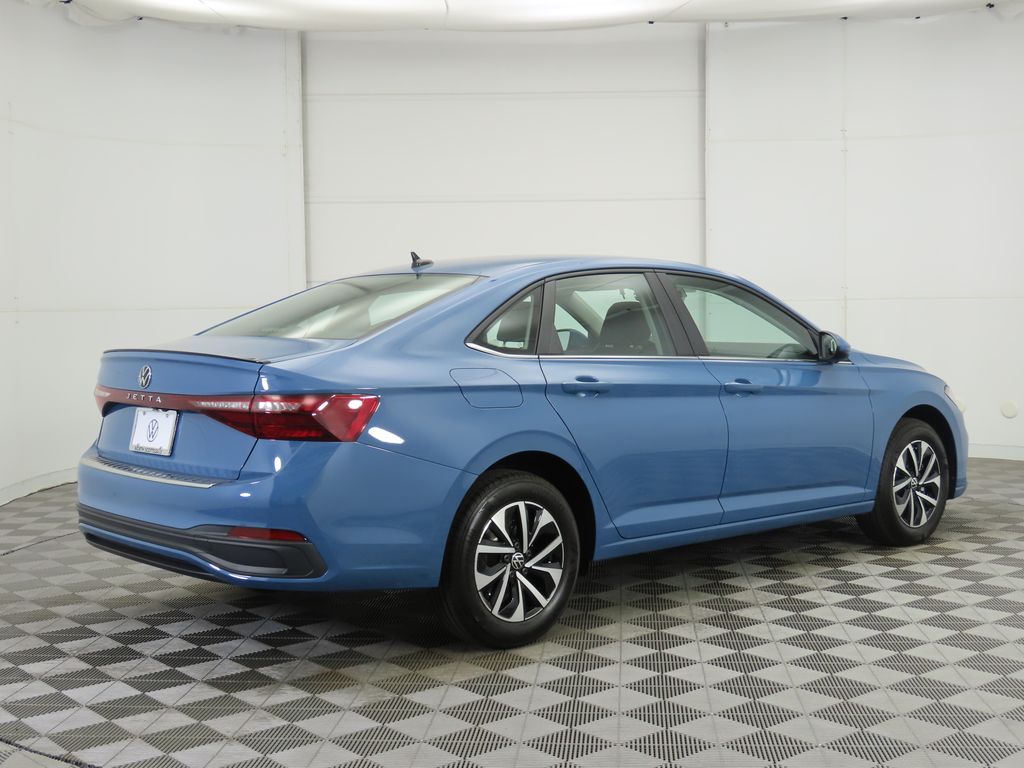 Thumbnail: 2025 Volkswagen Jetta - 5