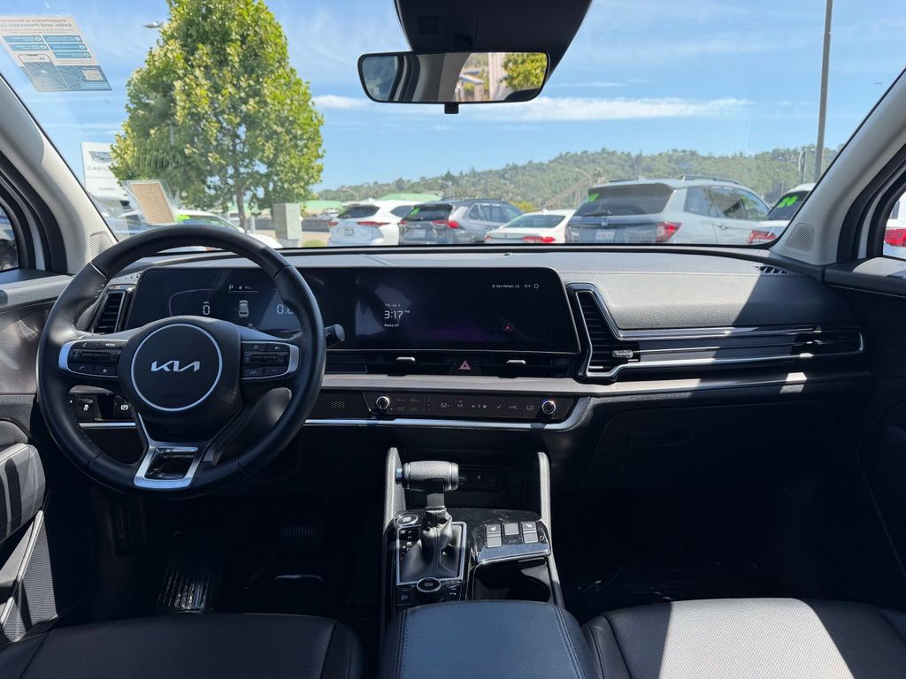 Used 2025 Kia Sportage SUV