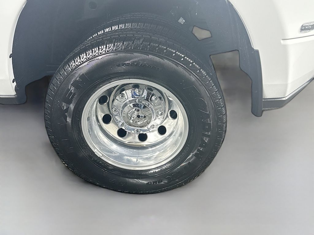 New 2025 White Ram Laramie 14in Dually image 18