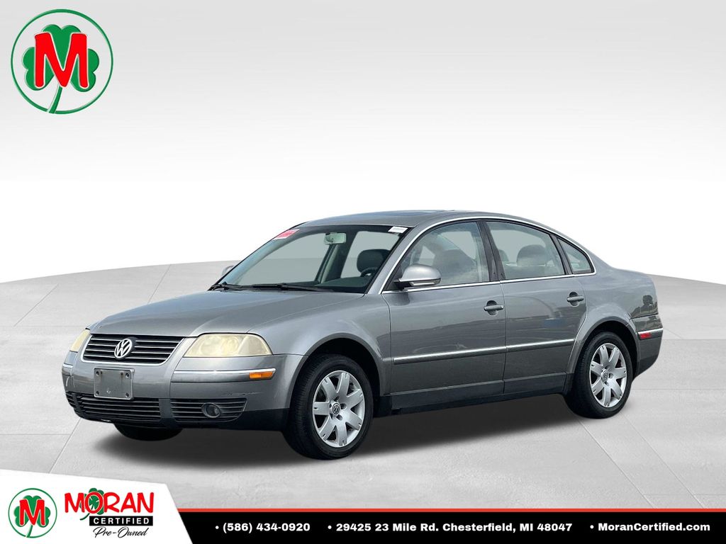 Gray 2005 Volkswagen Passat Sedan Front-Wheel Drive 5-Speed Automatic