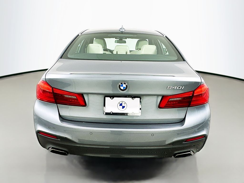 2019 BMW 5 Series 540i 6