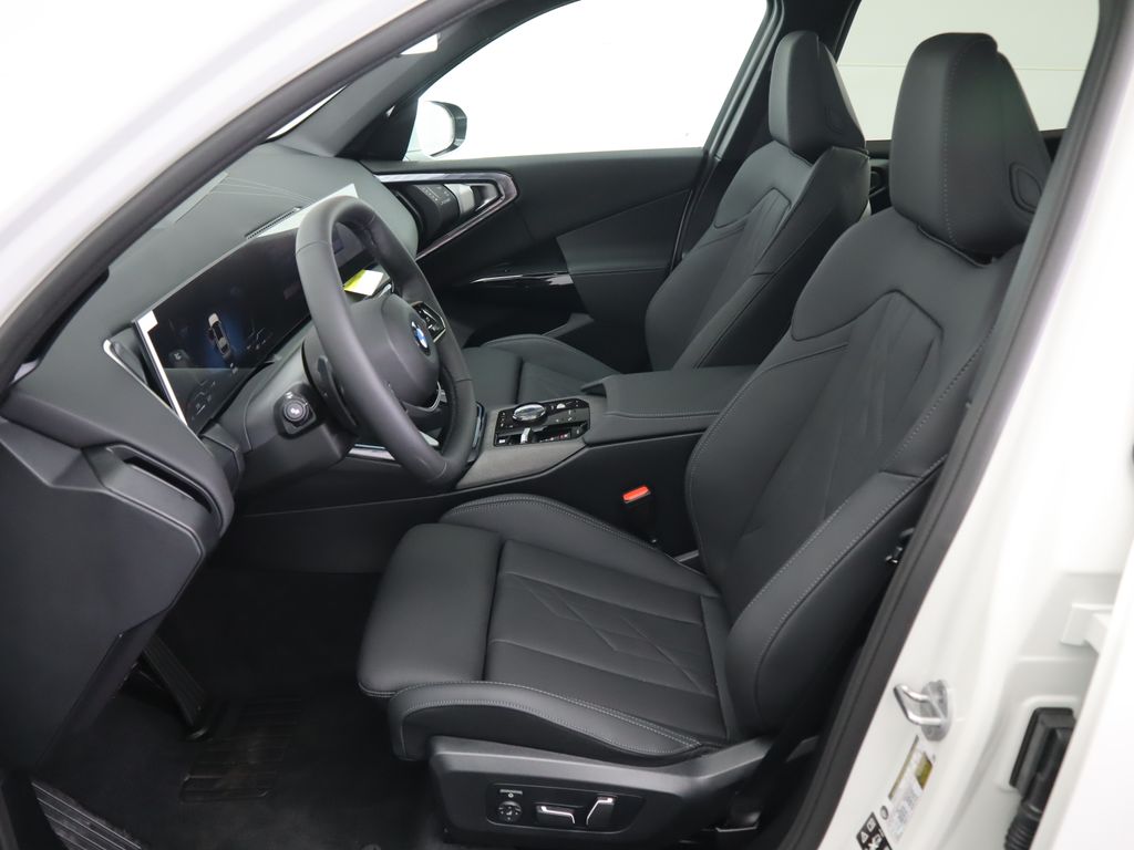 Thumbnail: 2026 BMW X3 - 21