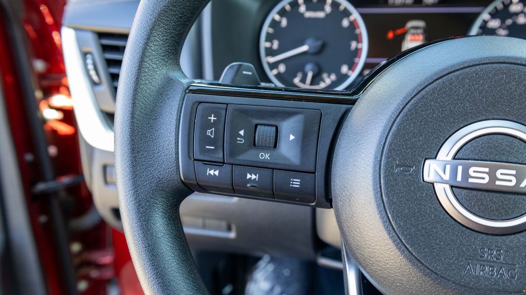 Used 2023 Nissan Rogue SV 4D Sport Utility