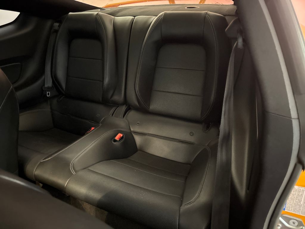 Certified Used 2018 Orange Ford GT Premium image 31