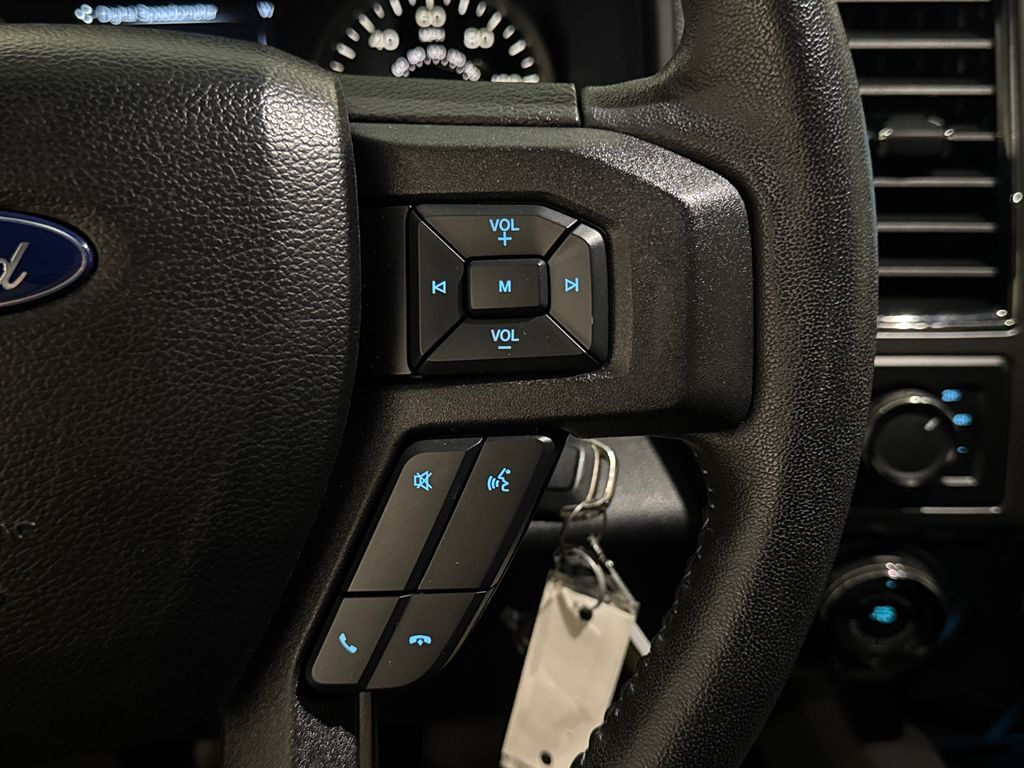 Used 2017 Gray Ford XLT image 19
