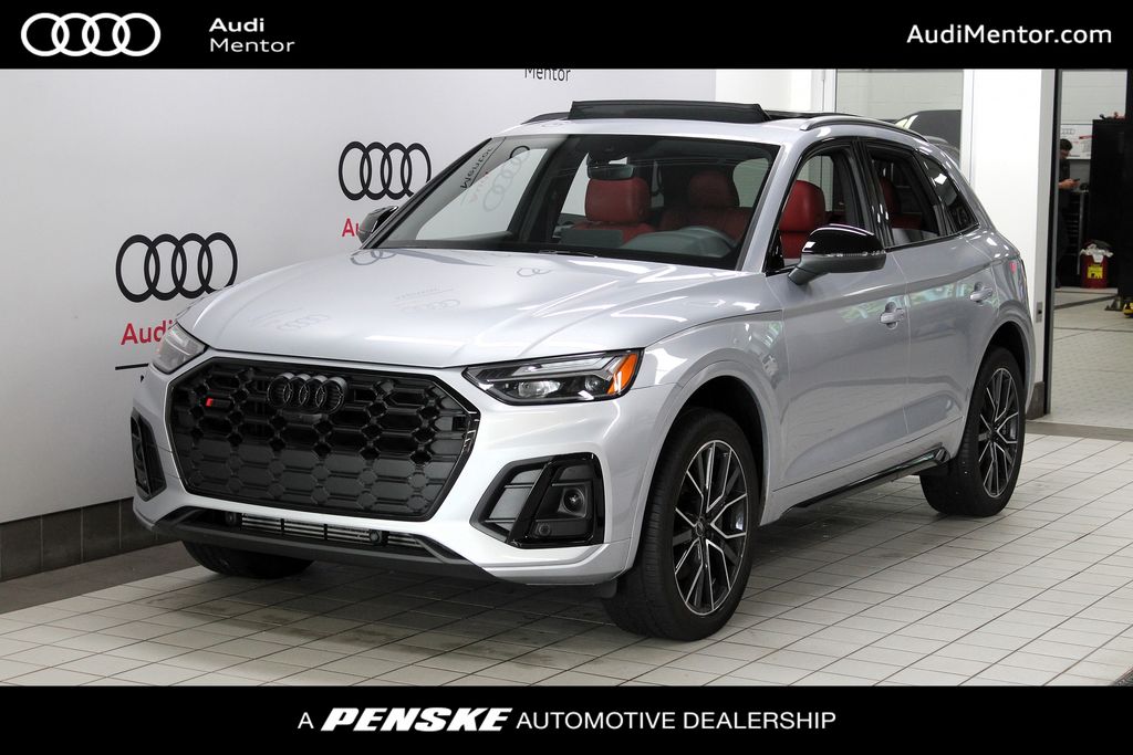 Thumbnail: 2021 Audi SQ5 - 1