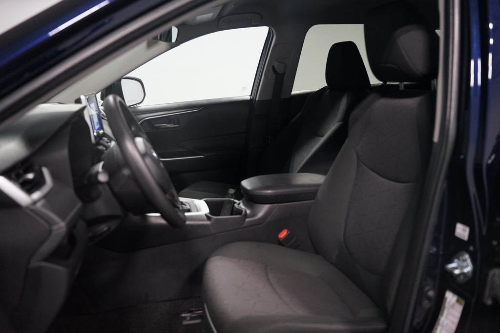 Thumbnail: 2024 Toyota RAV4 - 13