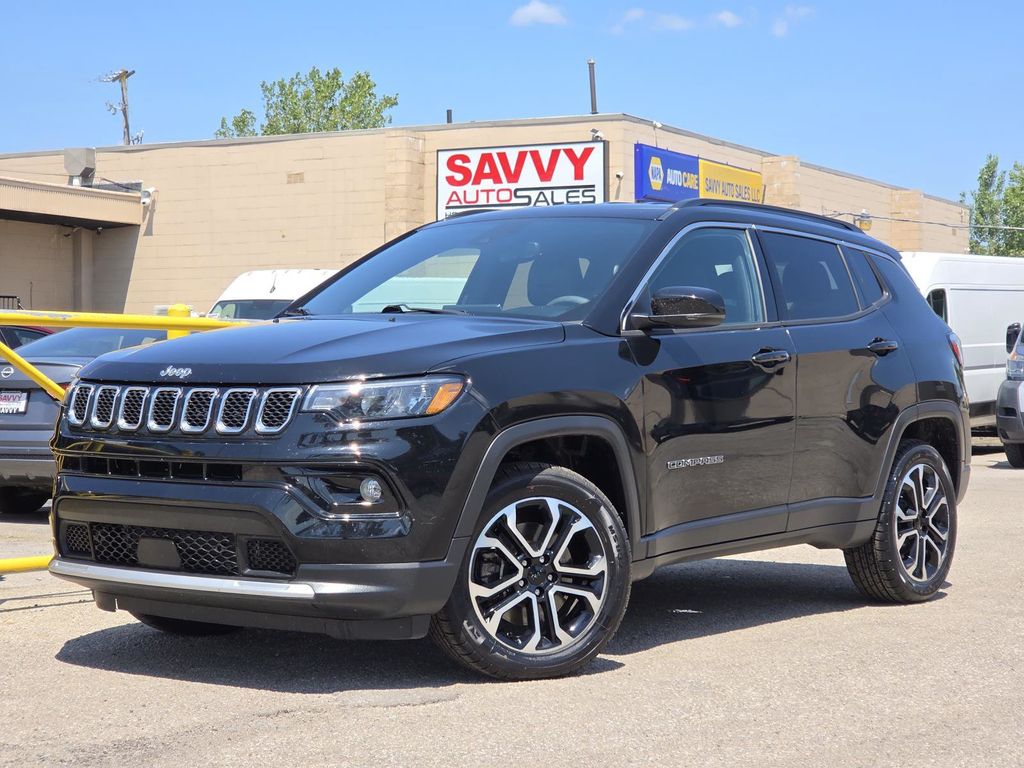 Diamond Black Crystal Pearlcoat 2023 Jeep Compass SUV / Crossover Four-Wheel Drive 8-Speed Automatic