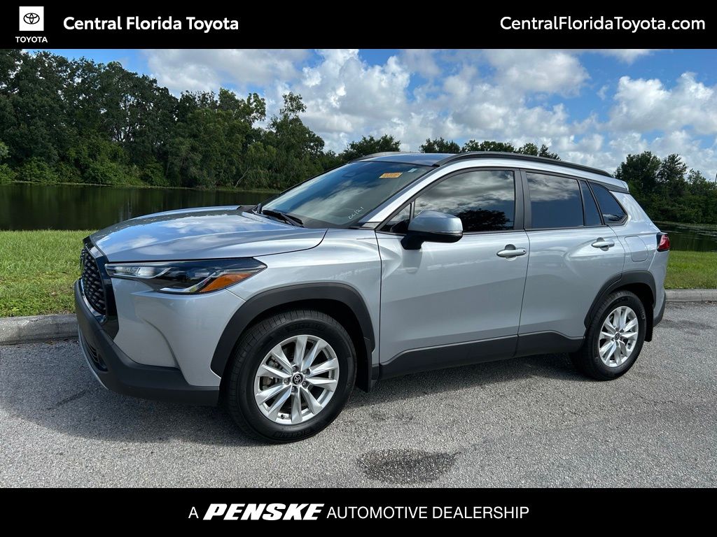 Thumbnail: 2024 Toyota Corolla Cross - 1