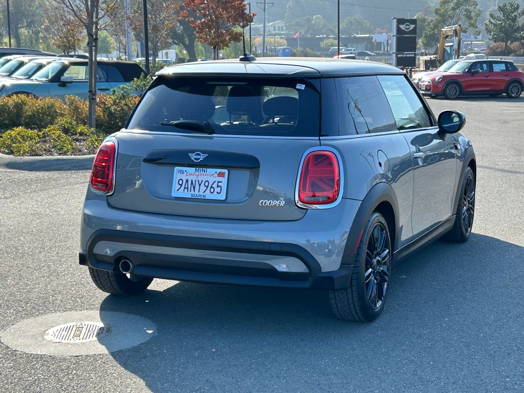 Thumbnail: 2022 MINI Cooper - 5