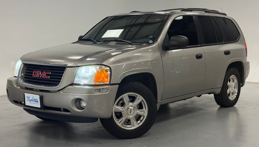 Pewter Metallic 2002 GMC Envoy 4 Dr SLE 4WD SUV SUV / Crossover Four-Wheel Drive 4-Speed Automatic Overdrive