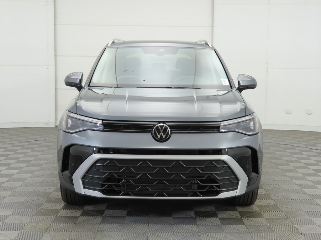 2025 Volkswagen Taos SE 3