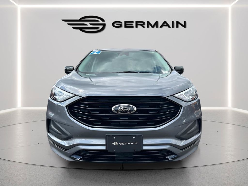 Certified Used 2024 Gray Ford SE image 2