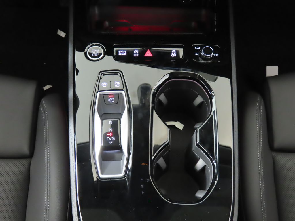 Thumbnail: 2025 Audi A5 - 20