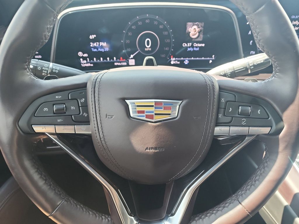 2023 Cadillac Escalade ESV Sport Platinum 19