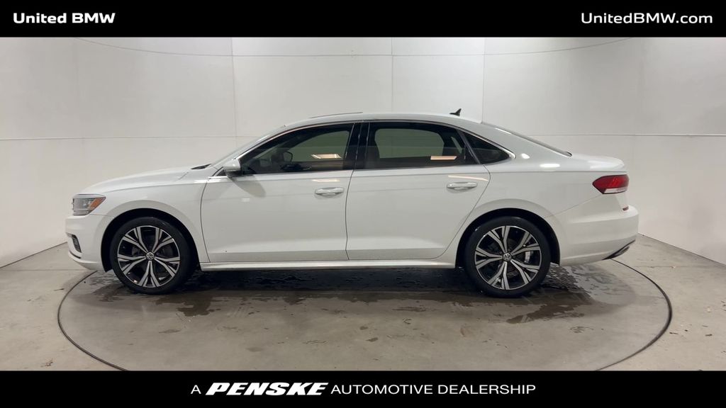 2021 Volkswagen Passat 2.0T 5