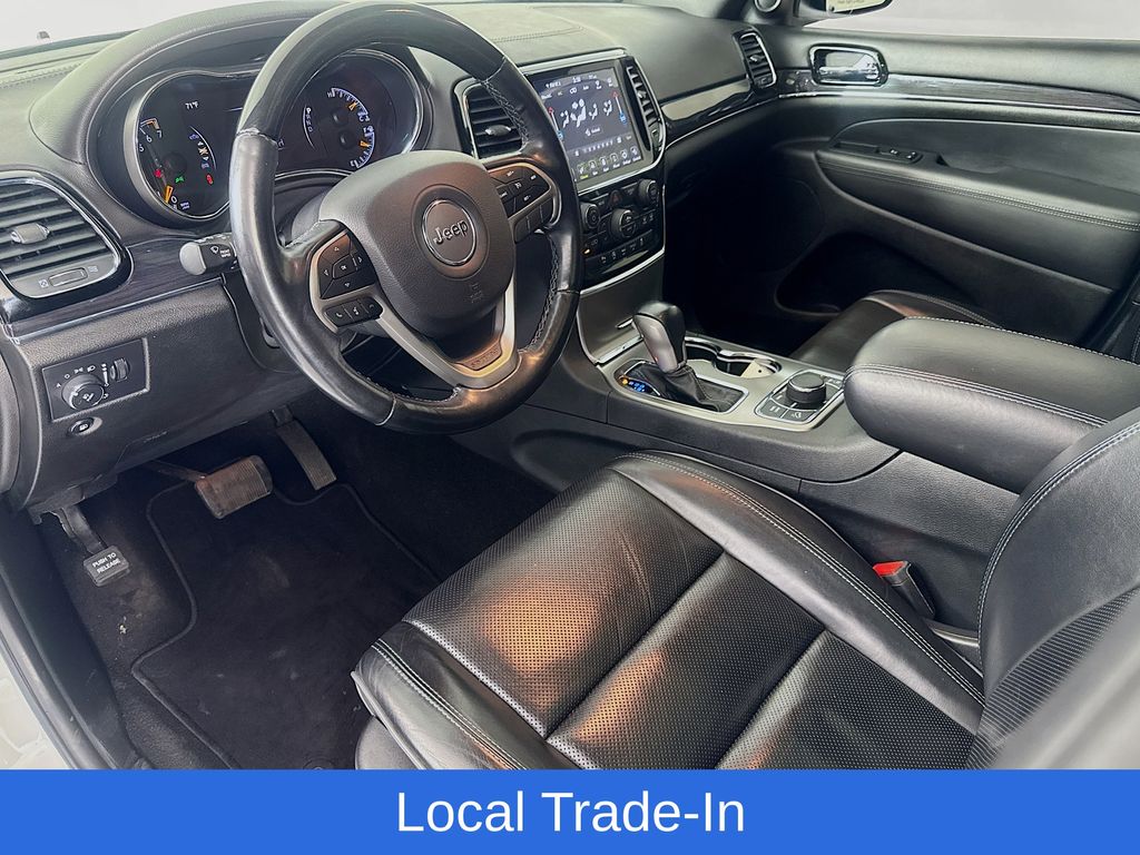 Used Car 2020 Jeep Grand Cherokee  Overland For Sale Under $30,000 In Austin, Texas