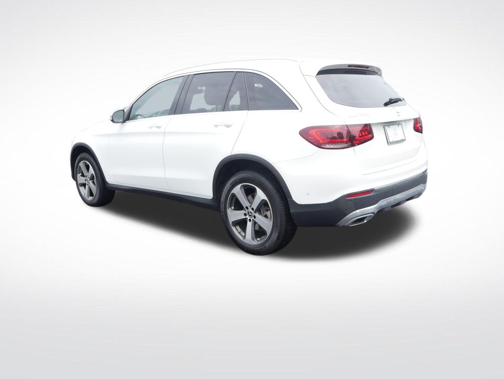 Thumbnail: 2022 Mercedes-Benz GLC - 3