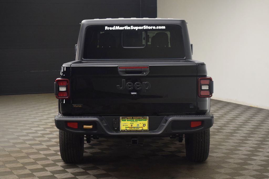 new 2026 Jeep Gladiator car, priced at $49,506