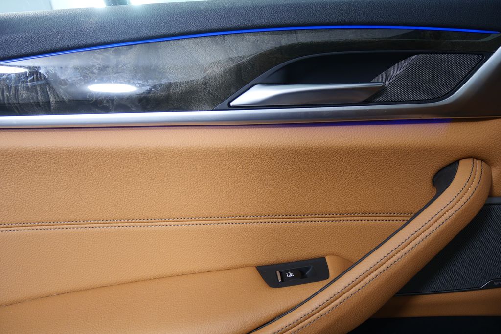 2023 BMW 5 Series 540i 14
