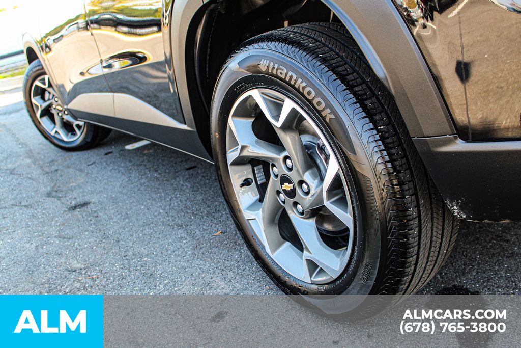 2024 Chevrolet Trax LT photo 14