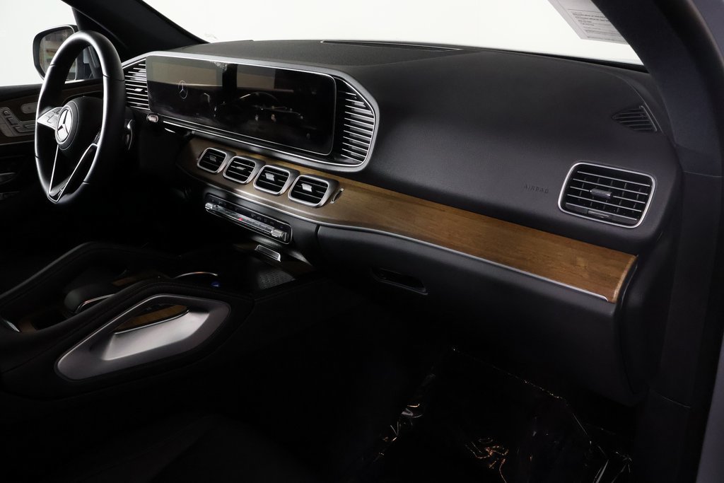 Thumbnail: 2025 Mercedes-Benz GLE - 9