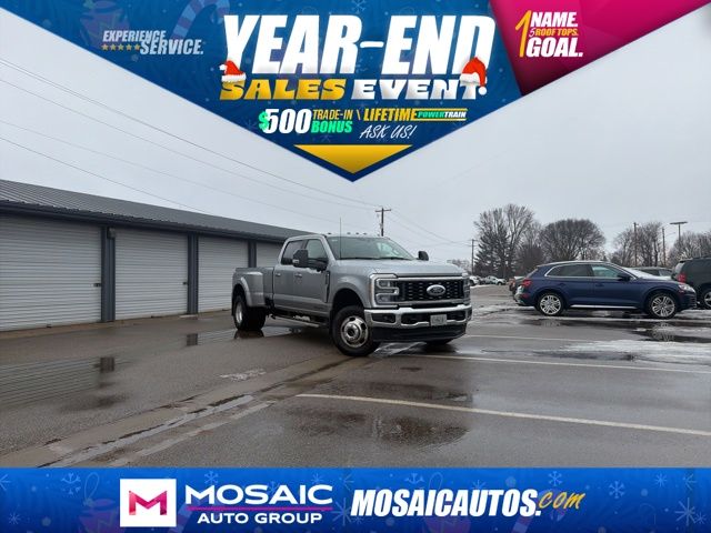 Used 2024 Ford F-350SD Lariat Trucks