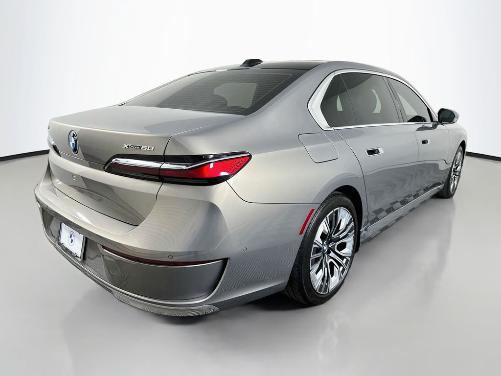 Thumbnail: 2024 BMW i7 - 5