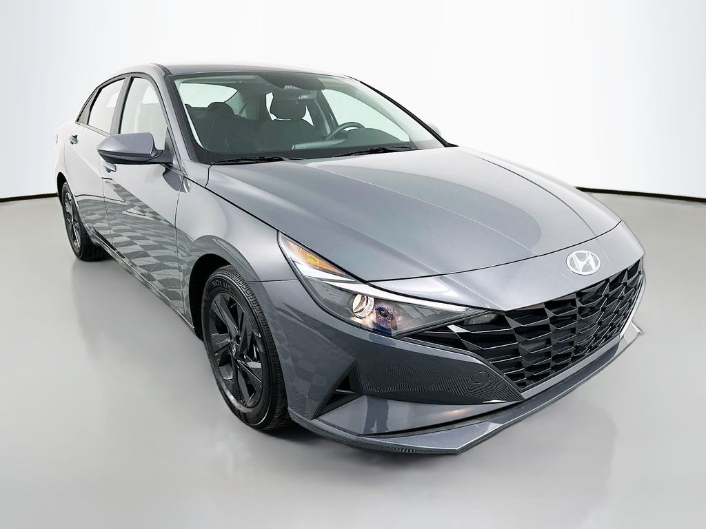 Thumbnail: 2023 Hyundai Elantra - 3