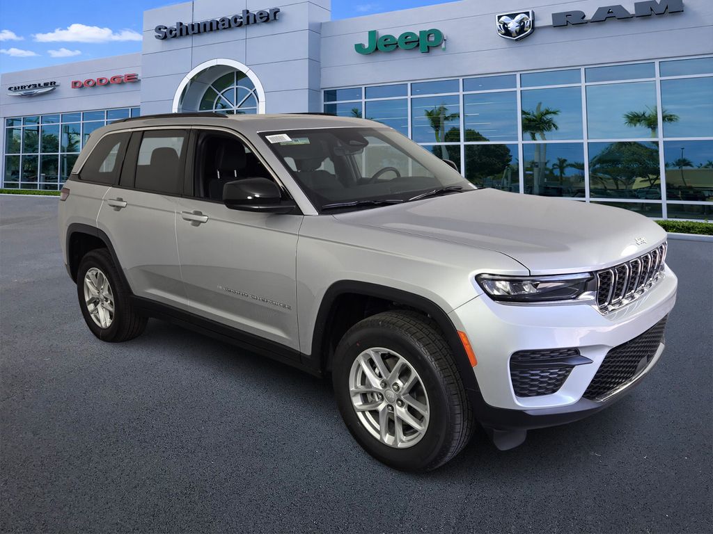 new 2025 Jeep Grand Cherokee car, priced at $26,420