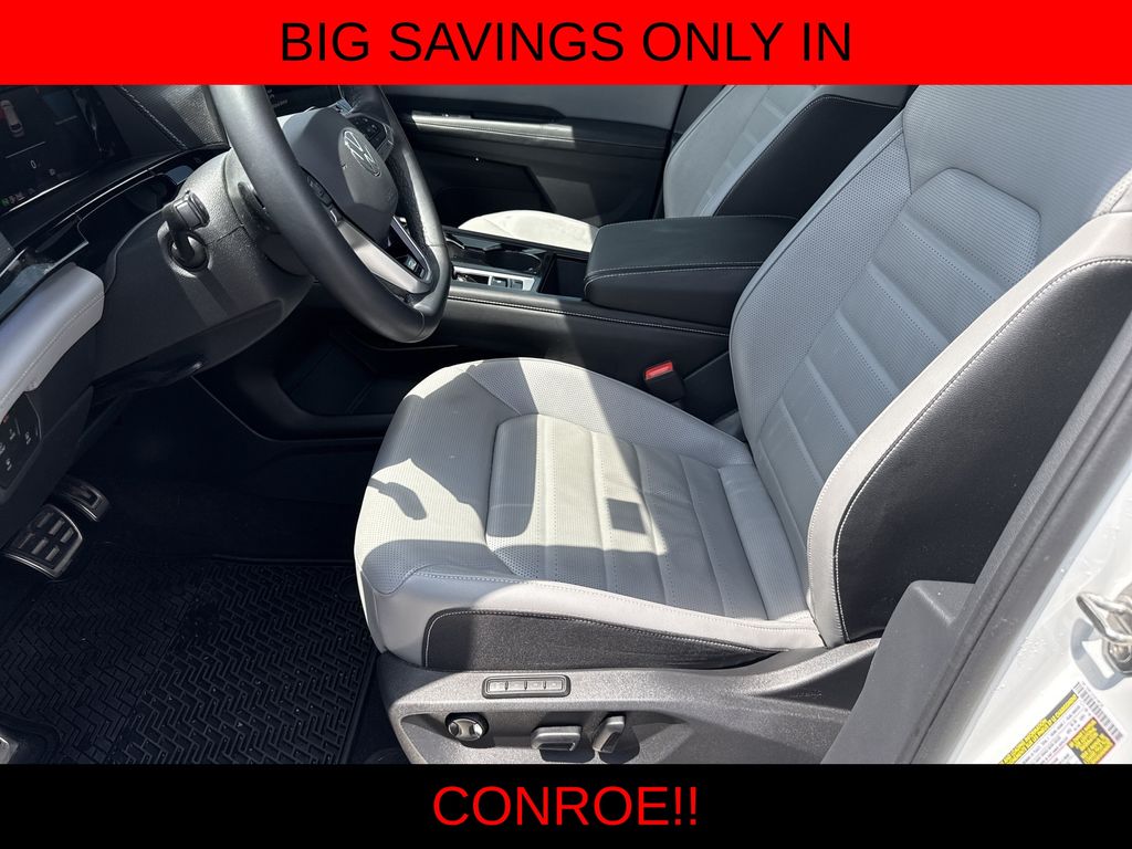 2024 Volkswagen Atlas Cross Sport 2.0T SEL R-Line  at DeMontrond Gulf Freeway