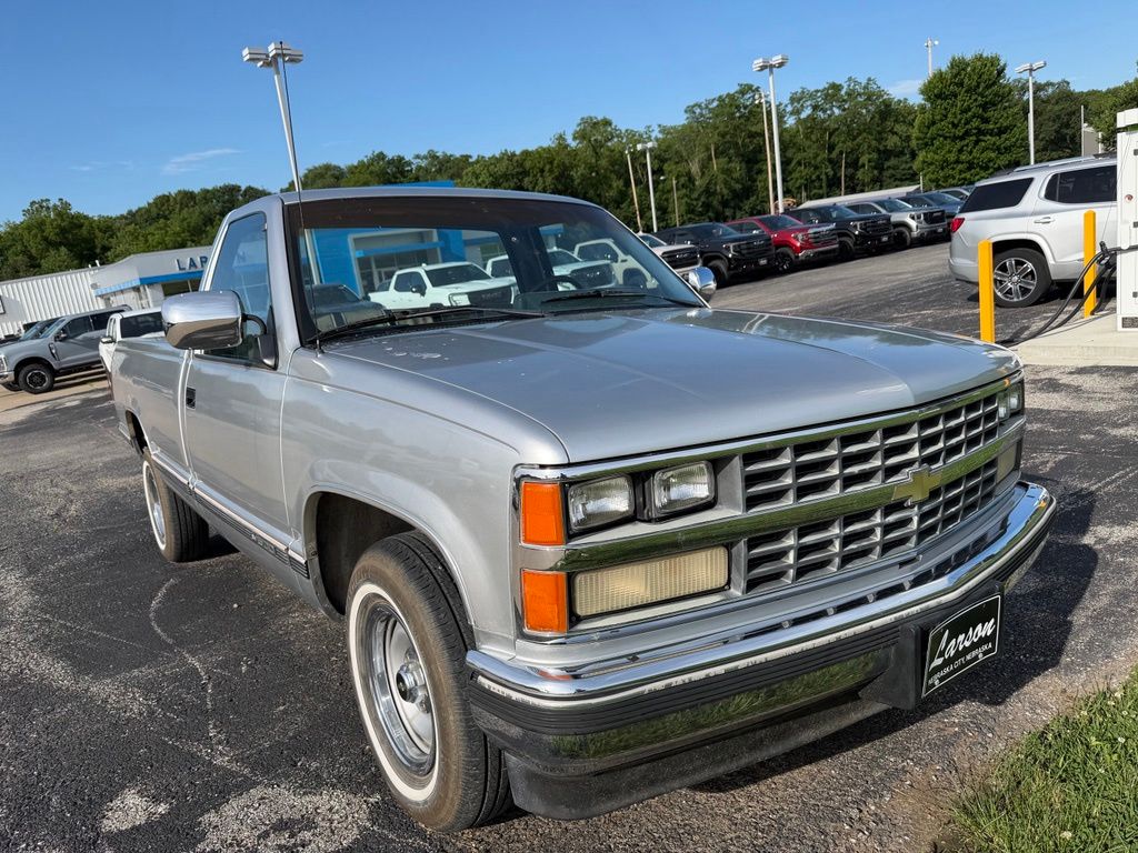 Sv 1988 Chevrolet C/K 1500 Pickup Truck  Automatic