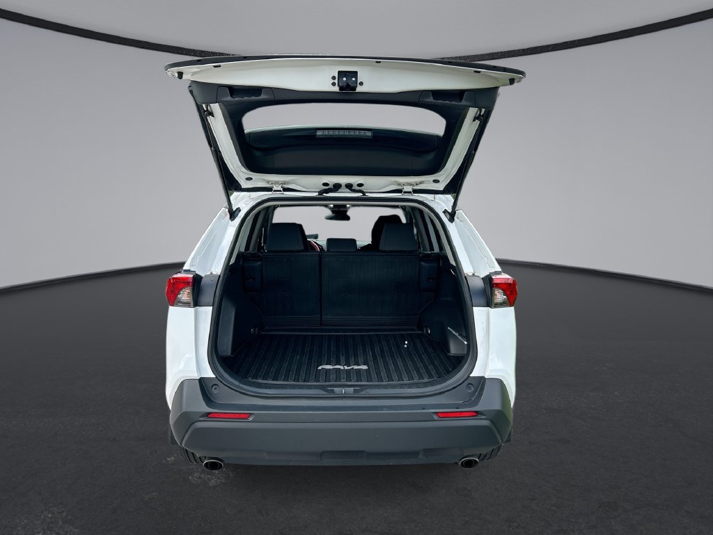Thumbnail: 2025 Toyota RAV4 - 31