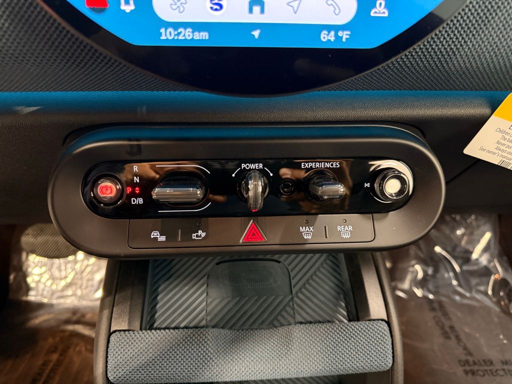 2025 MINI Cooper Countryman Signature 18