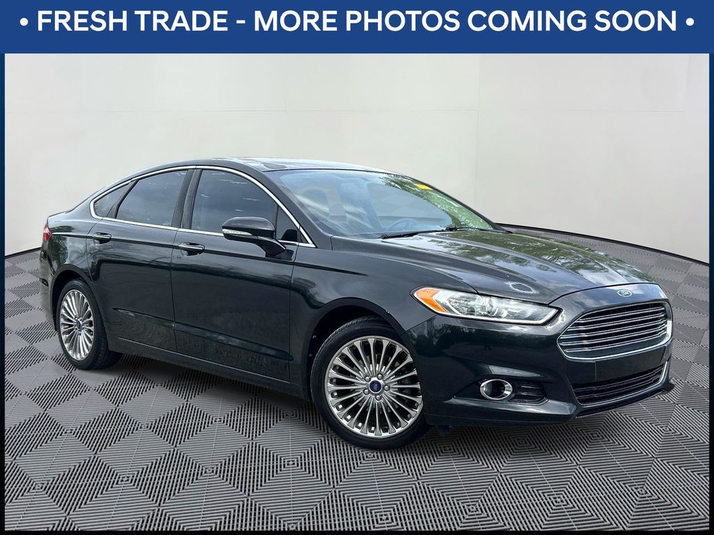 Tuxedo Black Metallic 2014 Ford Fusion Titanium Sedan Front-Wheel Drive 6-Speed Automatic