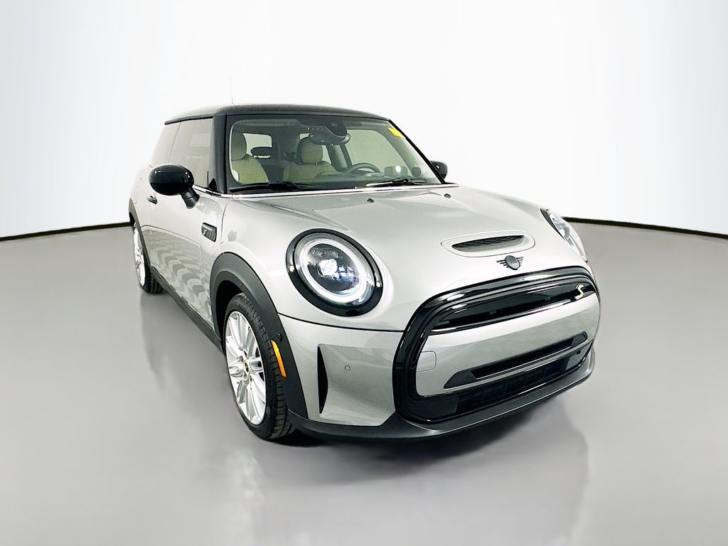 2024 MINI Cooper SE 3