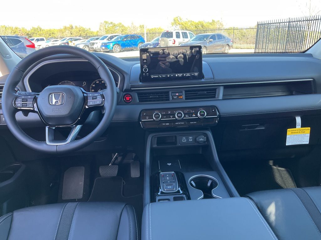 Thumbnail: 2025 Honda Pilot - 9