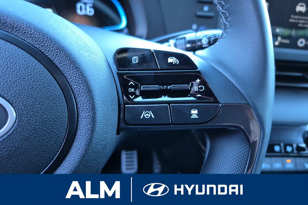 New 2026 White Hyundai SEL Sport image 29