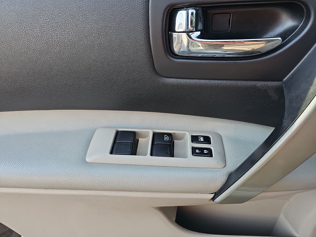 2014 Nissan Rogue Select S - Photo 22