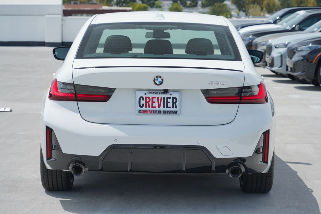 Thumbnail: 2026 BMW 3 Series - 6