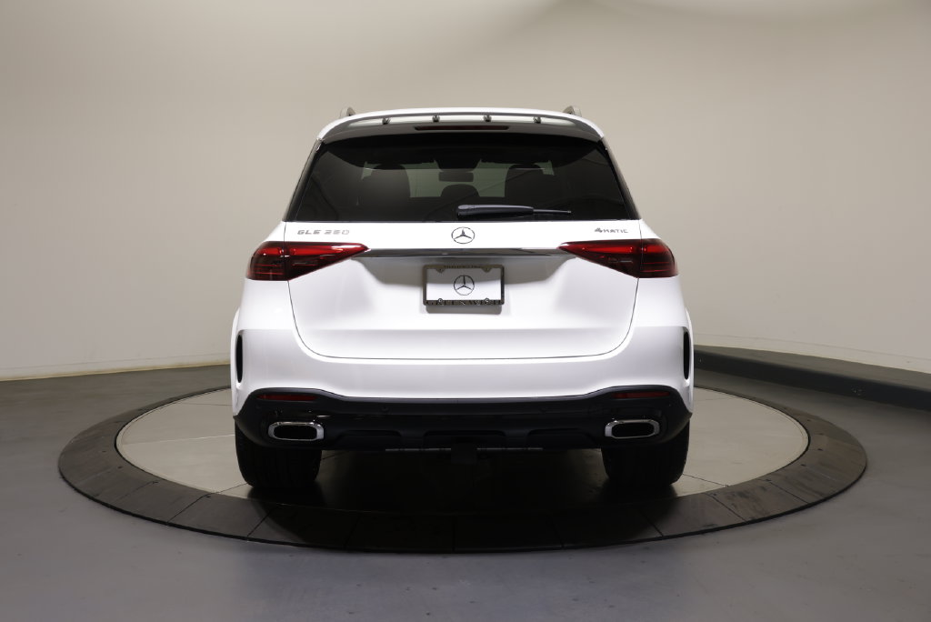 Thumbnail: 2026 Mercedes-Benz GLE - 6