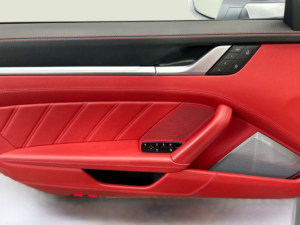 Thumbnail: 2022 Porsche 911 - 24