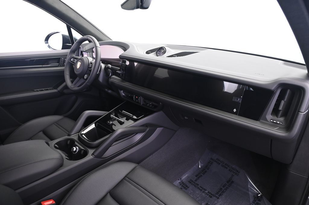 Thumbnail: 2025 Porsche Cayenne - 22