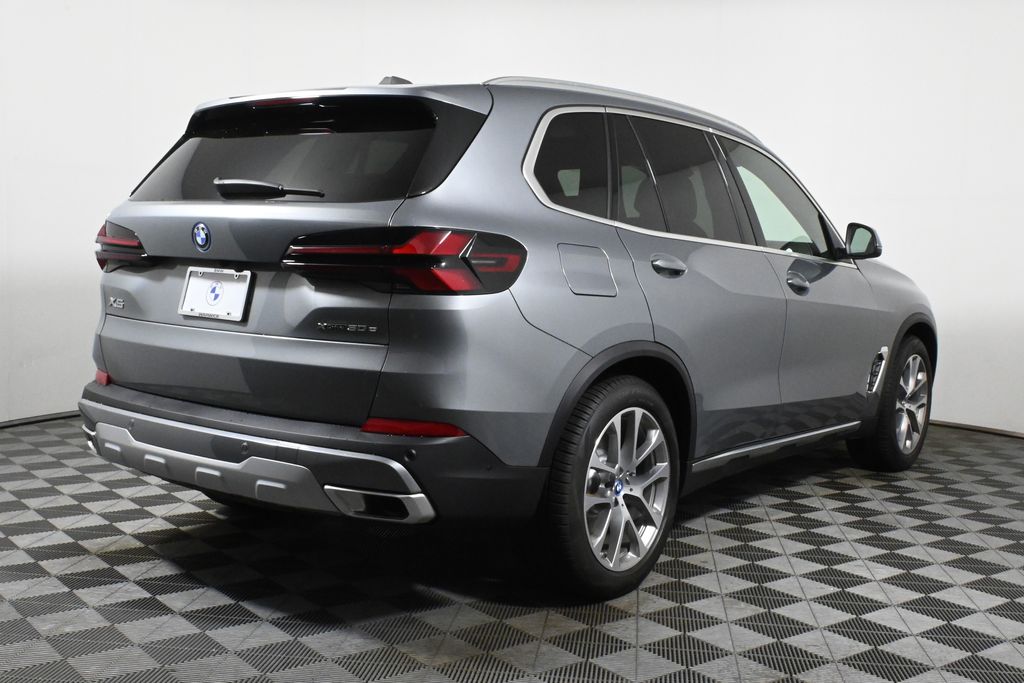 Thumbnail: 2025 BMW X5 - 6