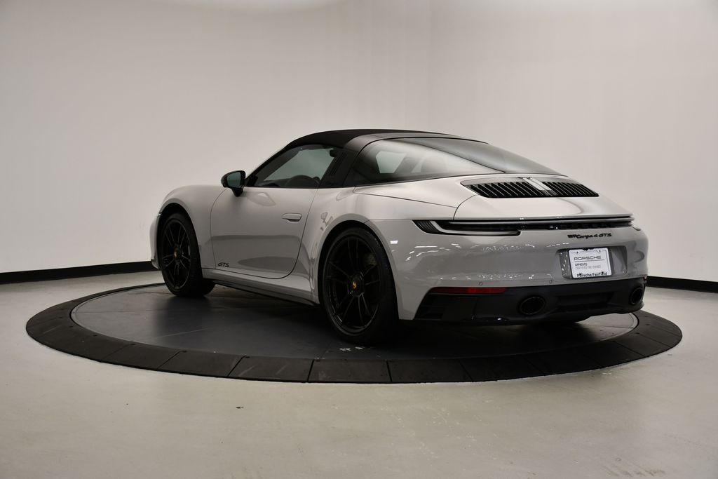 2023 Porsche 911 Targa 4S 3